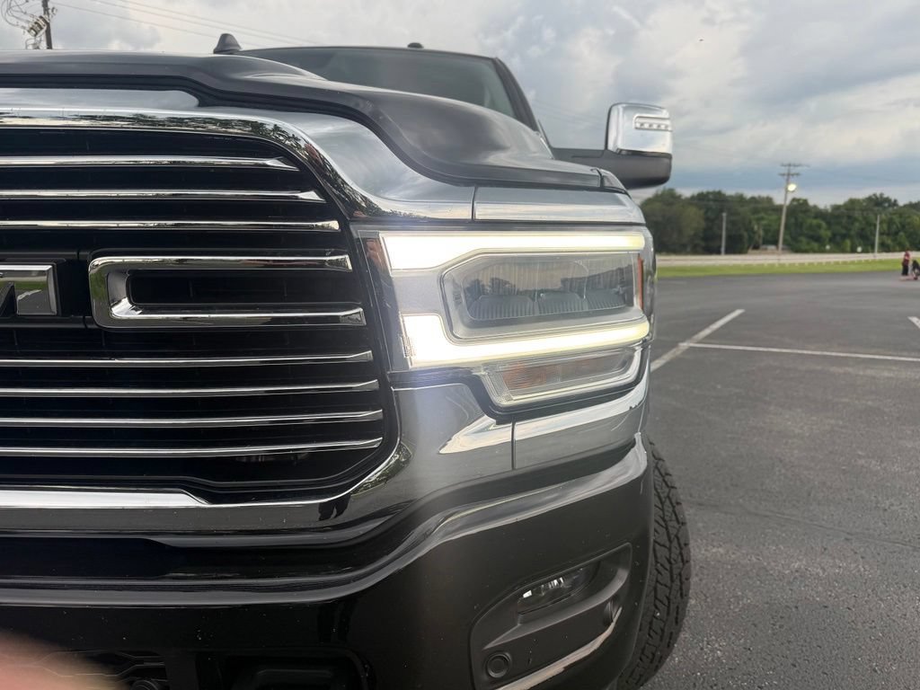 Used 2024 RAM 2500 Laramie w/ Safety Group AWD/4WD image 3