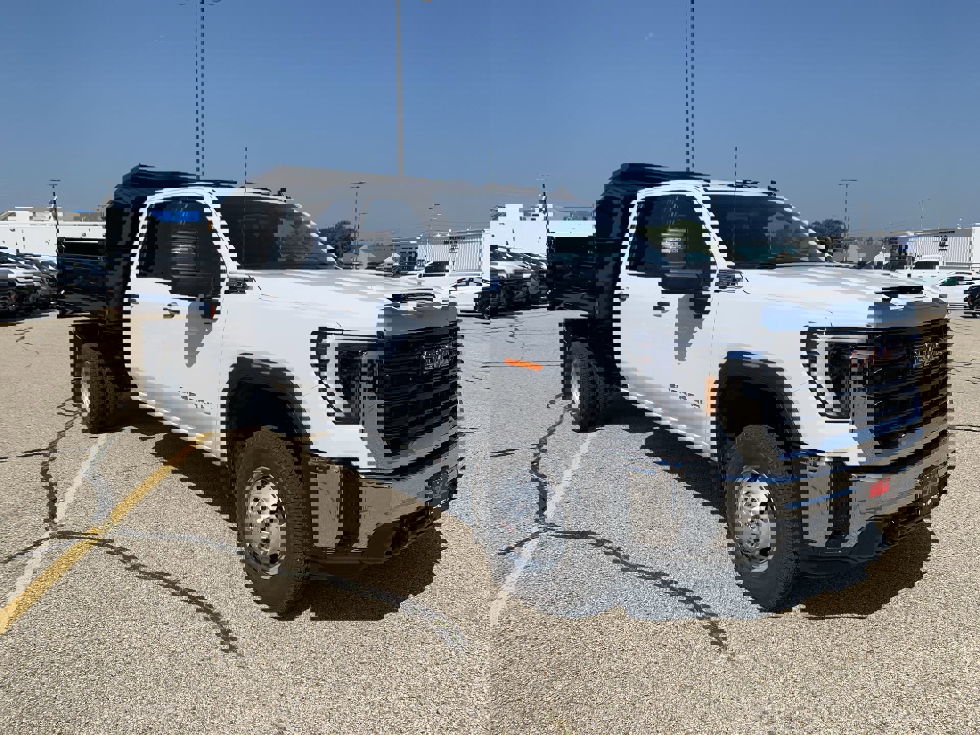 New 2025 GMC Sierra 3500 Pro w/ Convenience Package image 42