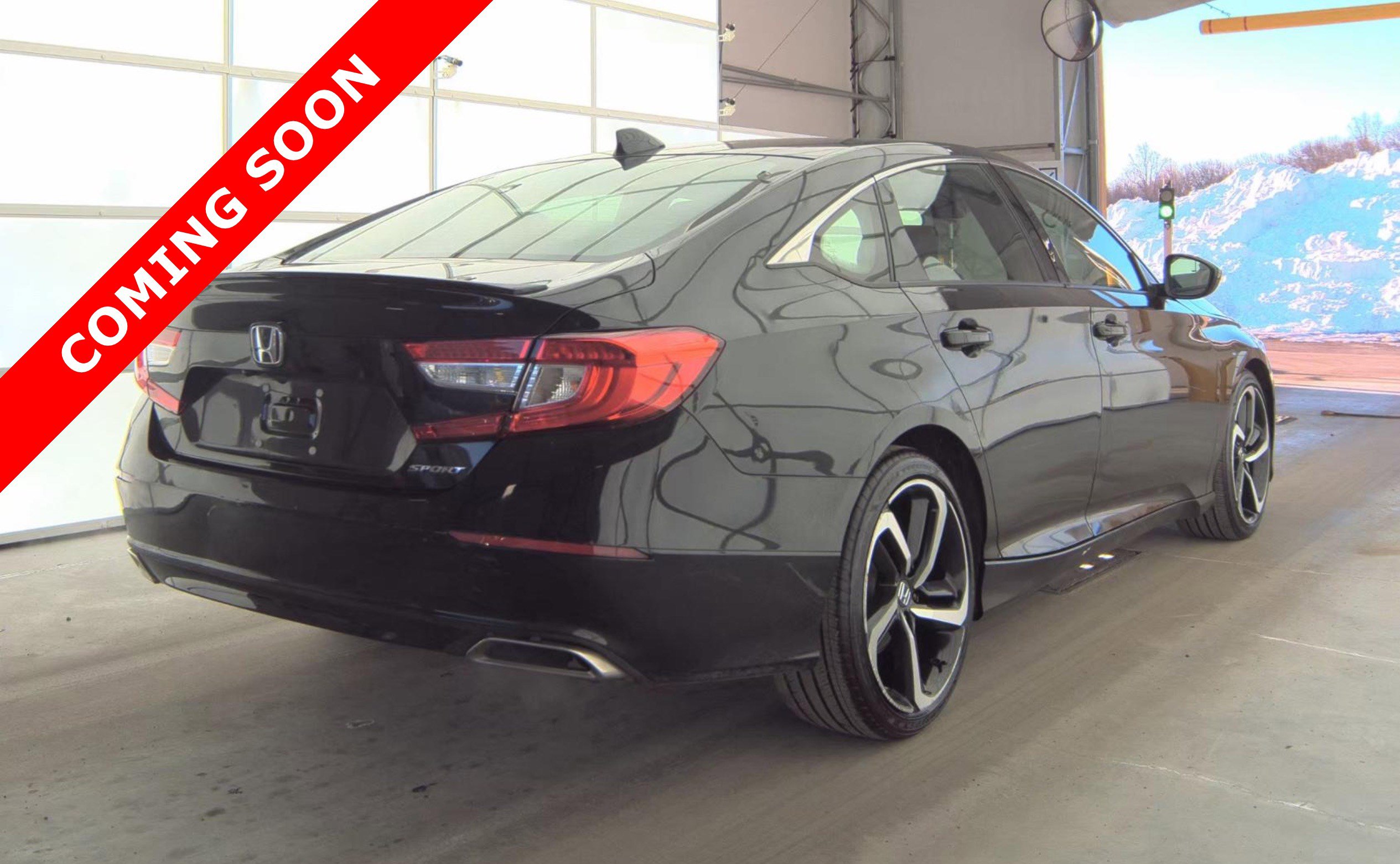 Used 2022 Honda Accord Sport image 4
