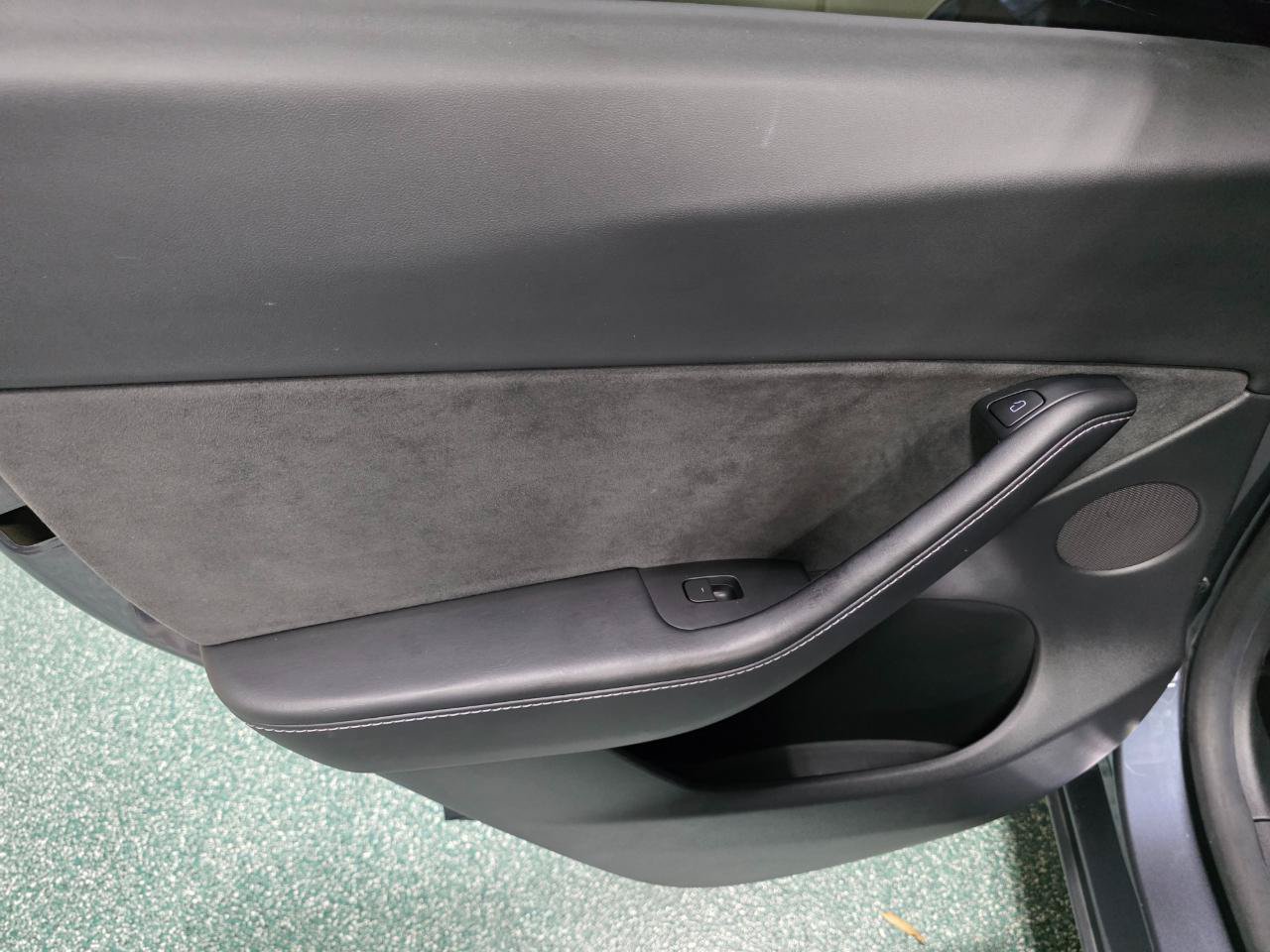 Used 2021 Tesla Model Y Long Range AWD/4WD image 20