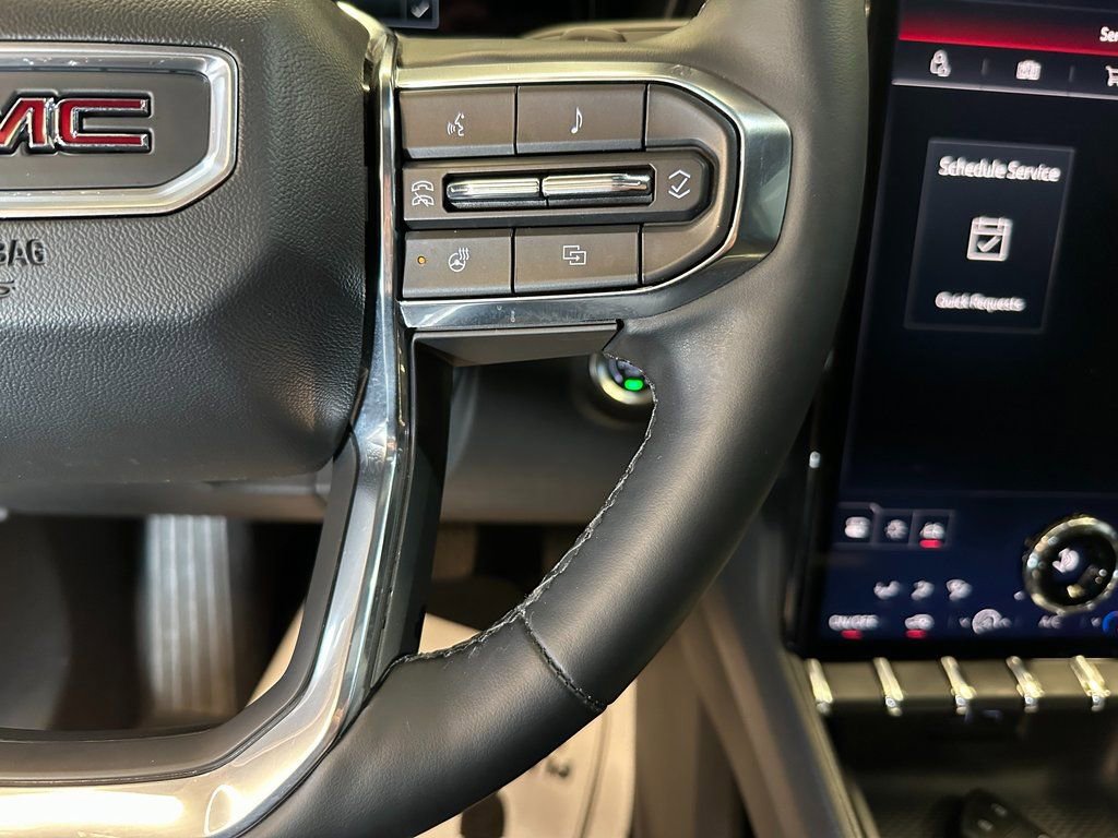Used 2025 GMC Terrain Elevation image 11