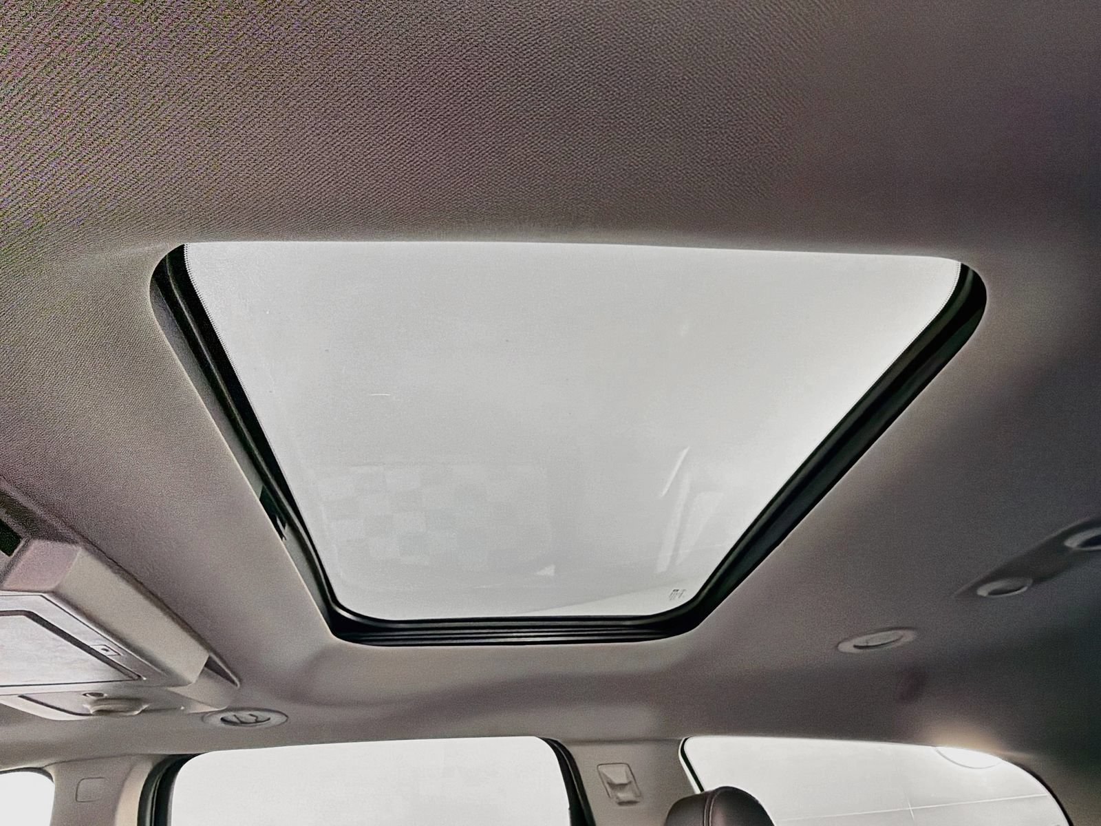 Used 2017 Chevrolet Traverse Premier AWD/4WD image 44