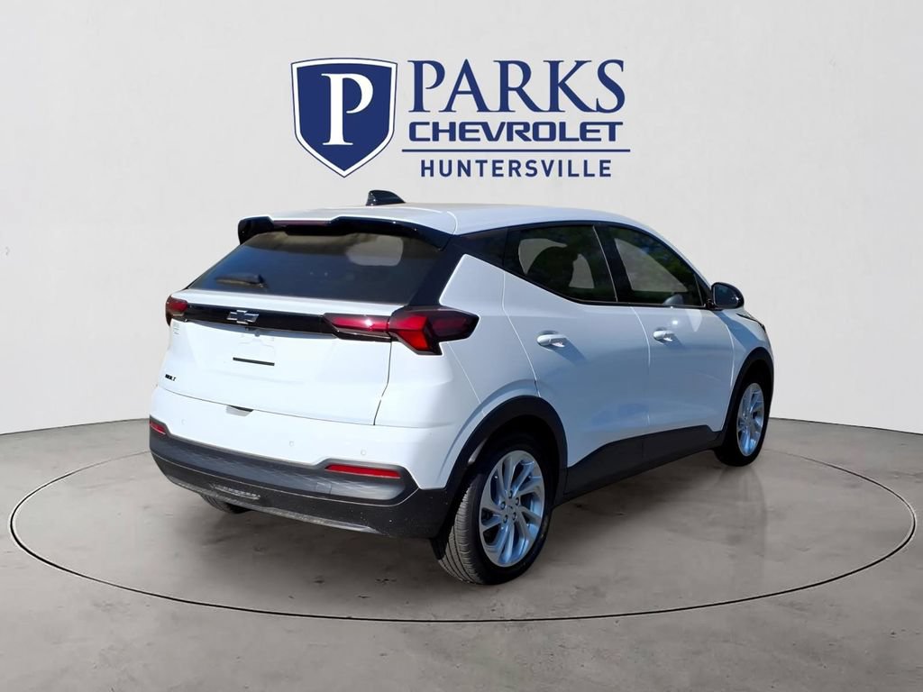 New 2027 Chevrolet Bolt LT w/ Comfort Package FWD image 32