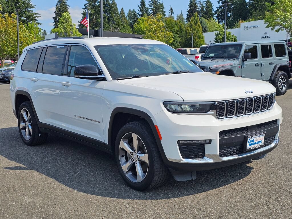 Used 2021 Jeep Grand Cherokee L Limited w/ Trailer Tow Group (B) AWD/4WD image 3