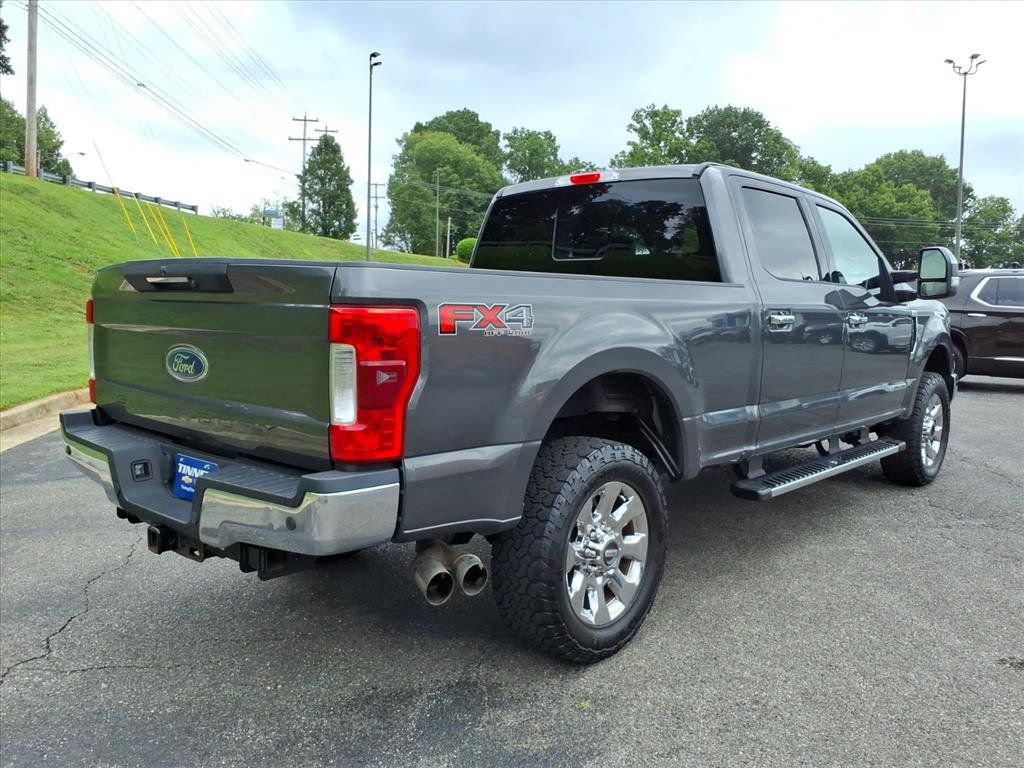 Used 2018 Ford F250 Lariat w/ Lariat Ultimate Package AWD/4WD image 3