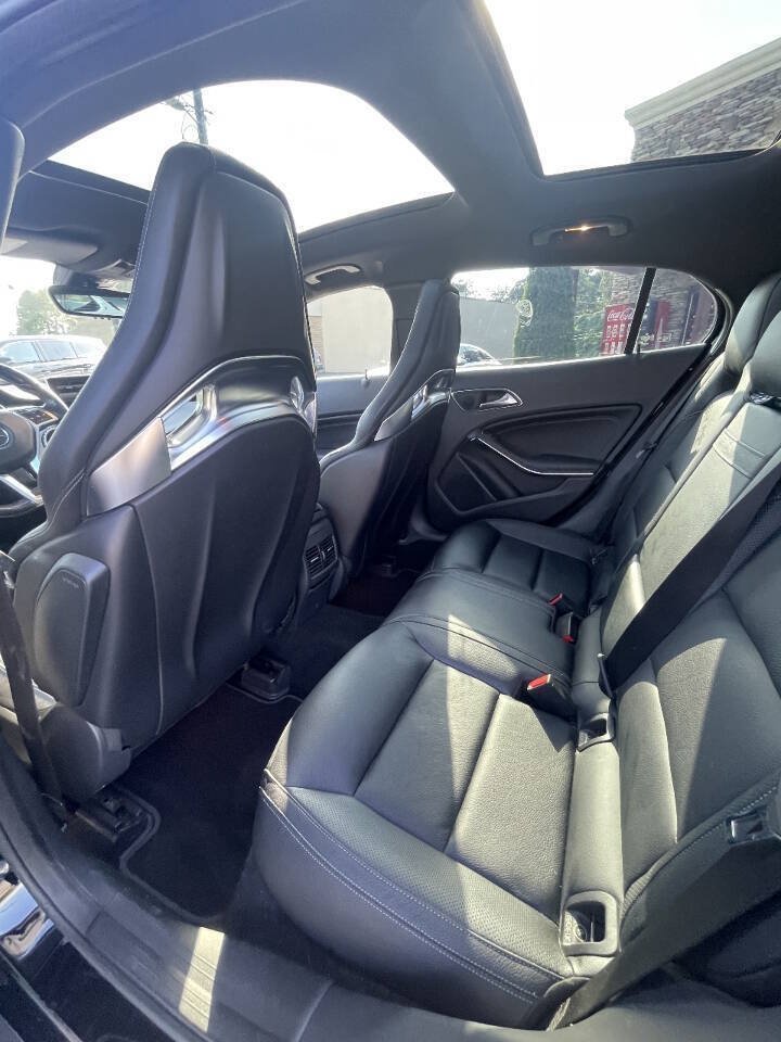 Used 2015 Mercedes-Benz GLA 45 AMG 4MATIC image 14