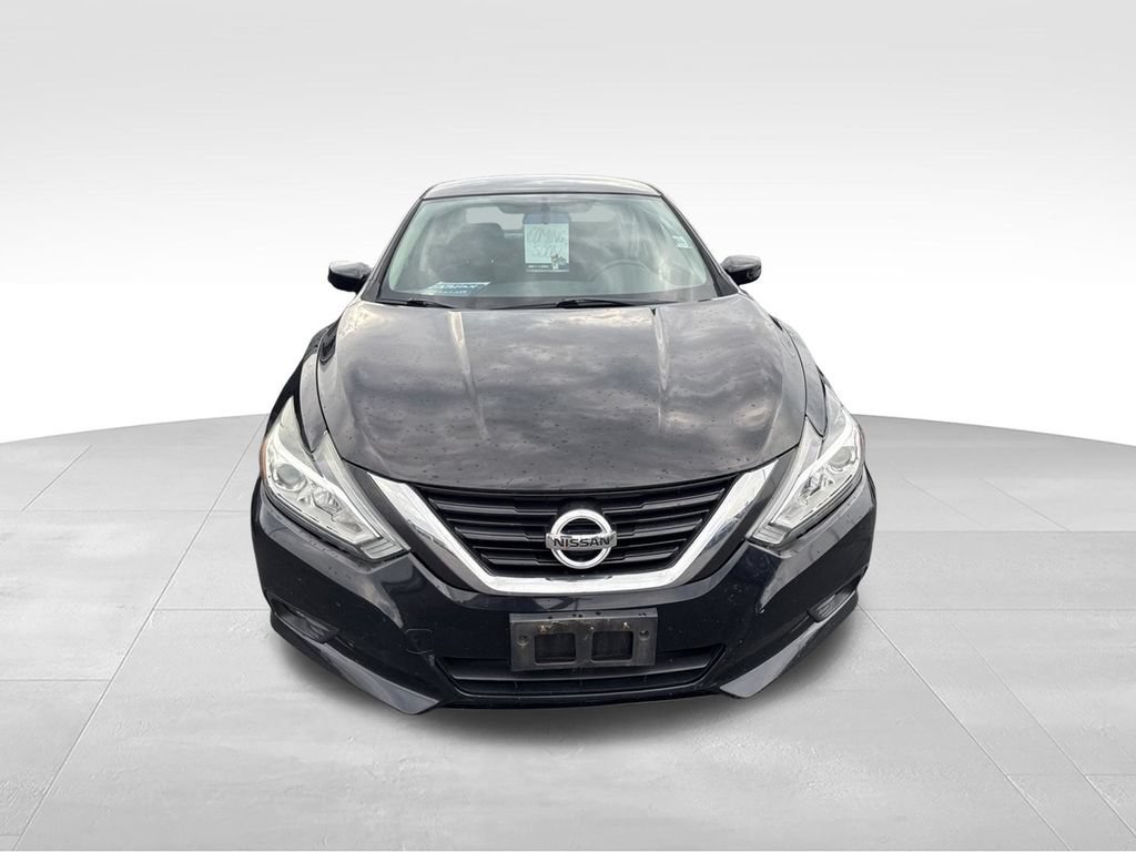Used 2017 Nissan Altima 2.5 SV FWD image 2