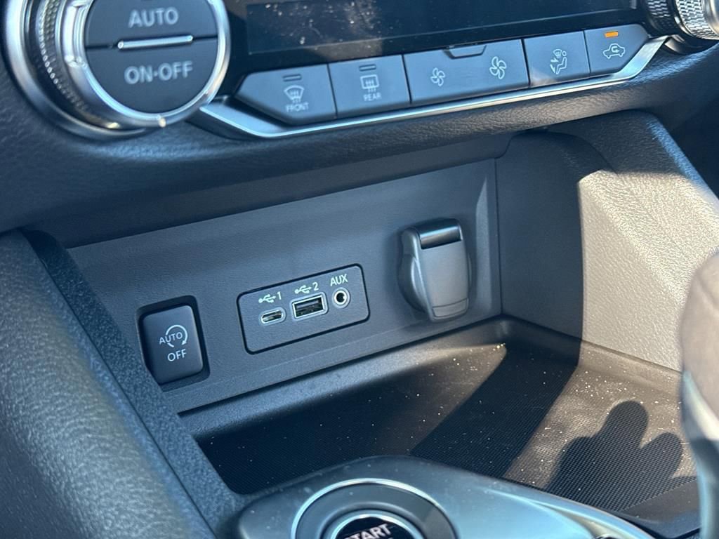 New 2025 Nissan Sentra SV image 26