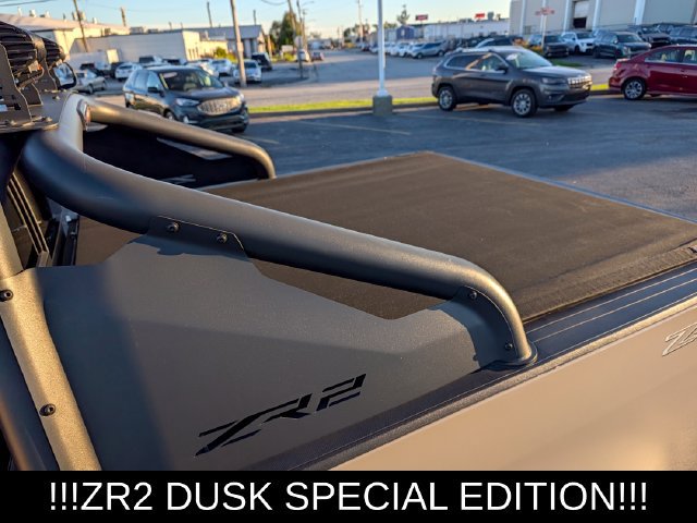 Used 2021 Chevrolet Colorado ZR2 w/ ZR2 Dusk Special Edition AWD/4WD image 11