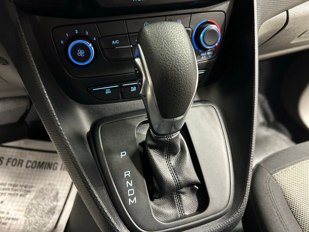 Used 2022 Ford Transit Connect XL image 11