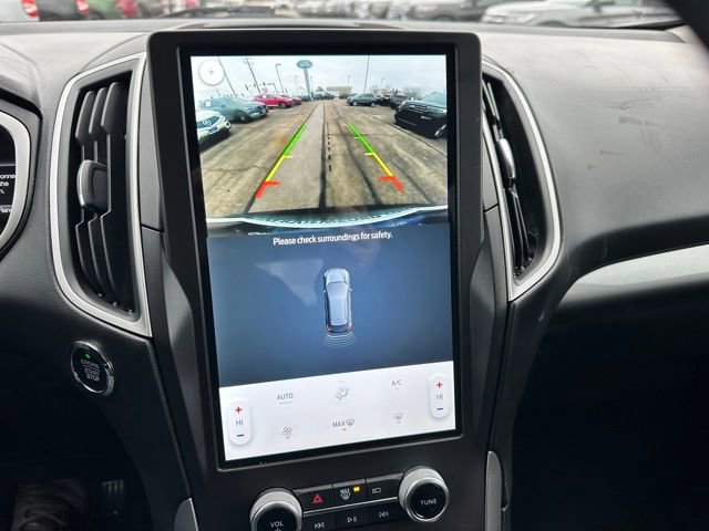 Certified 2021 Ford Edge SE image 17