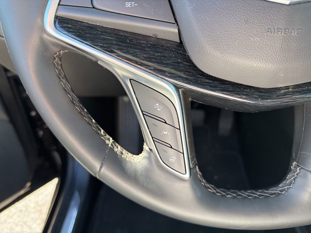 Used 2025 Cadillac XT5 Premium Luxury image 22