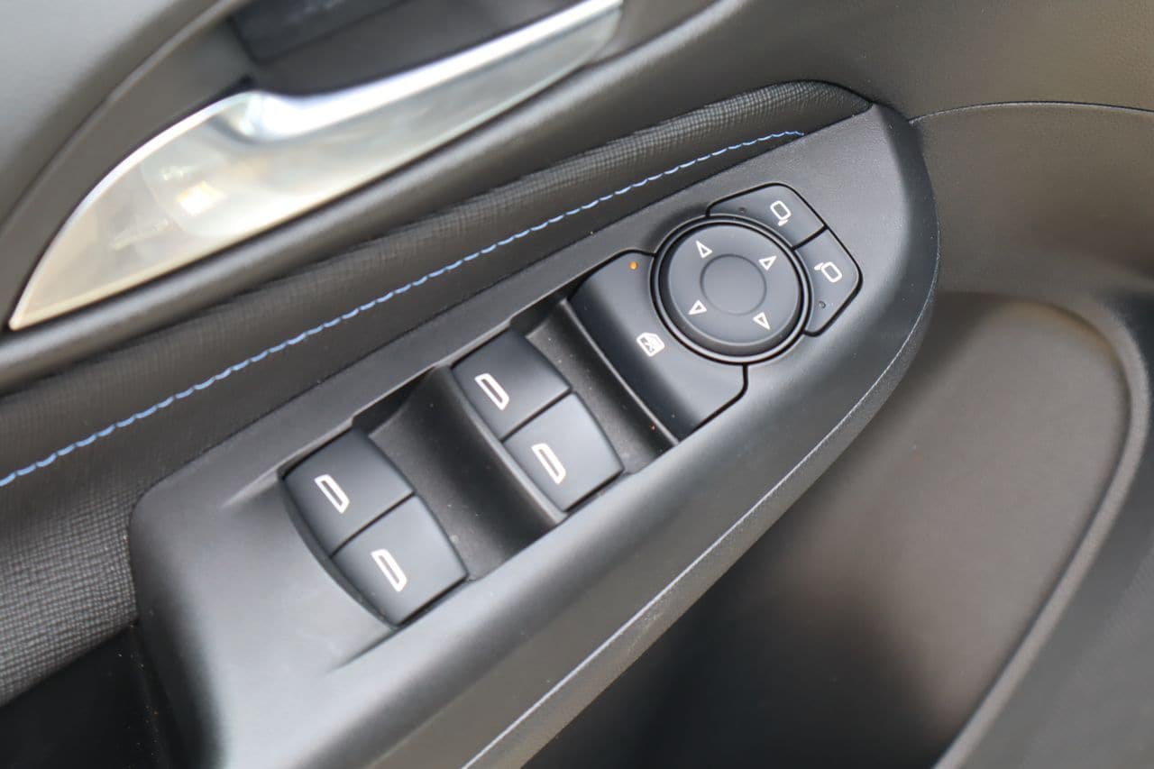 Used 2025 Buick Envista Sport Touring FWD image 20