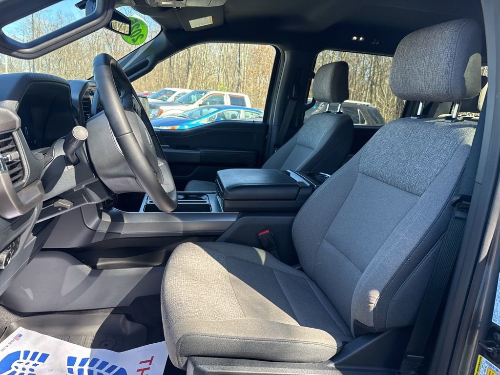 Used 2025 Ford F150 XLT w/ Equipment Group 302A MID image 15