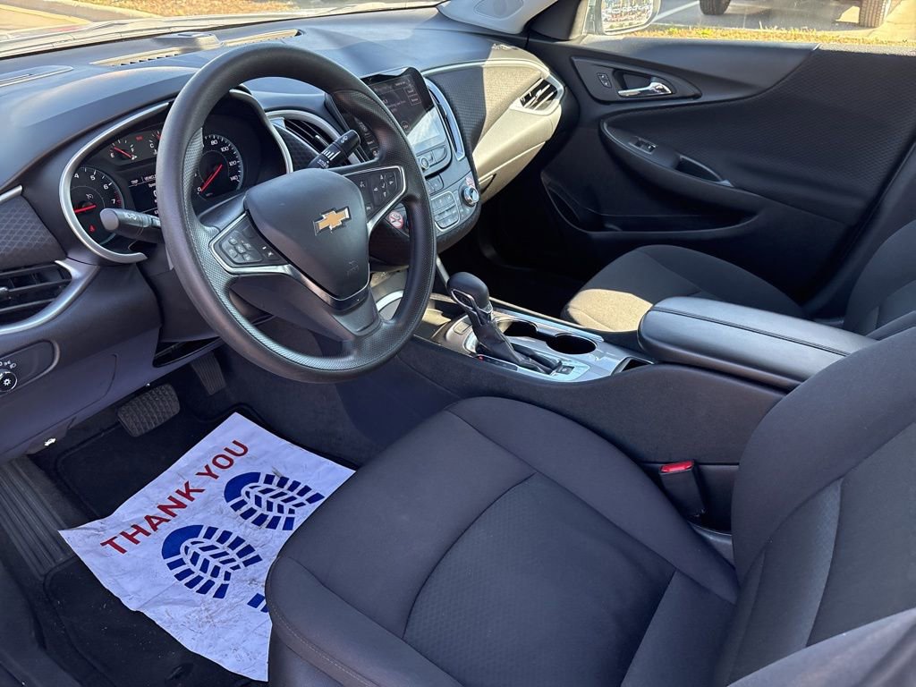 Used 2024 Chevrolet Malibu LT image 14