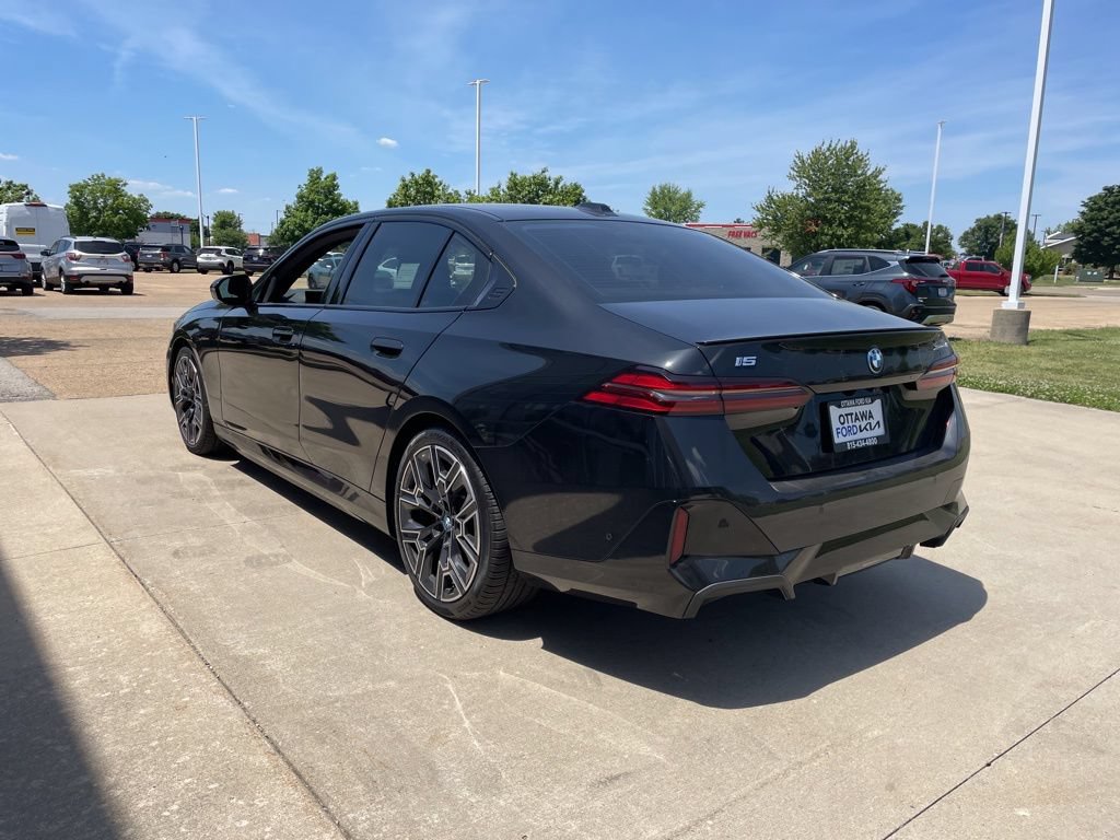 Used 2025 BMW i5 xDrive40 w/ M Sport Package AWD/4WD image 7