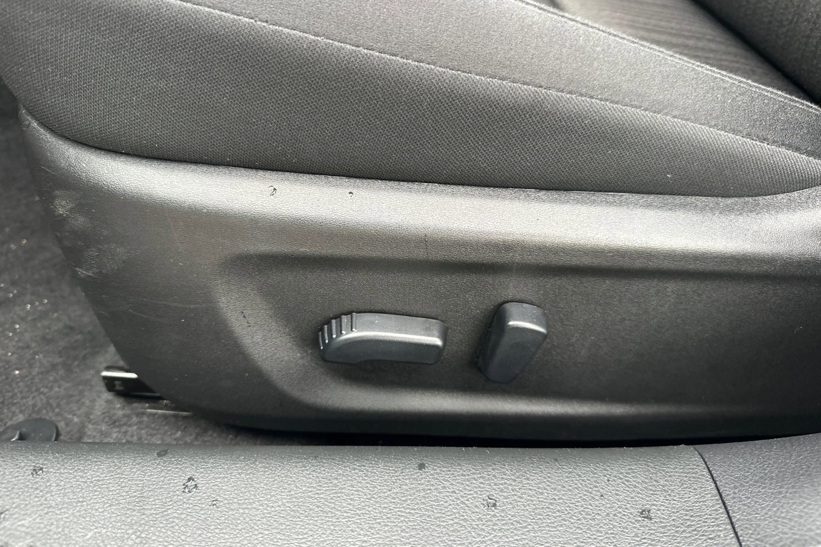 Used 2025 Nissan Altima 2.5 SV image 13