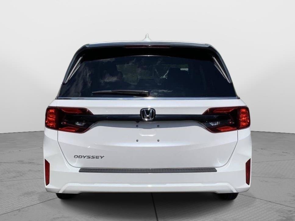 Certified 2026 Honda Odyssey EX-L image 4