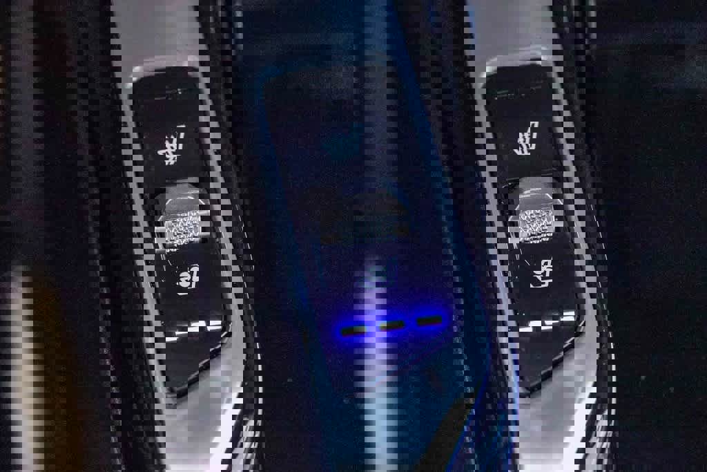 Certified 2023 Kia Sorento SX Prestige image 21