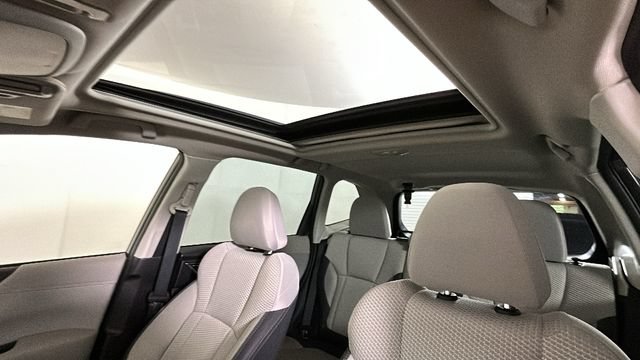 Used 2024 Subaru Forester Premium AWD/4WD image 12
