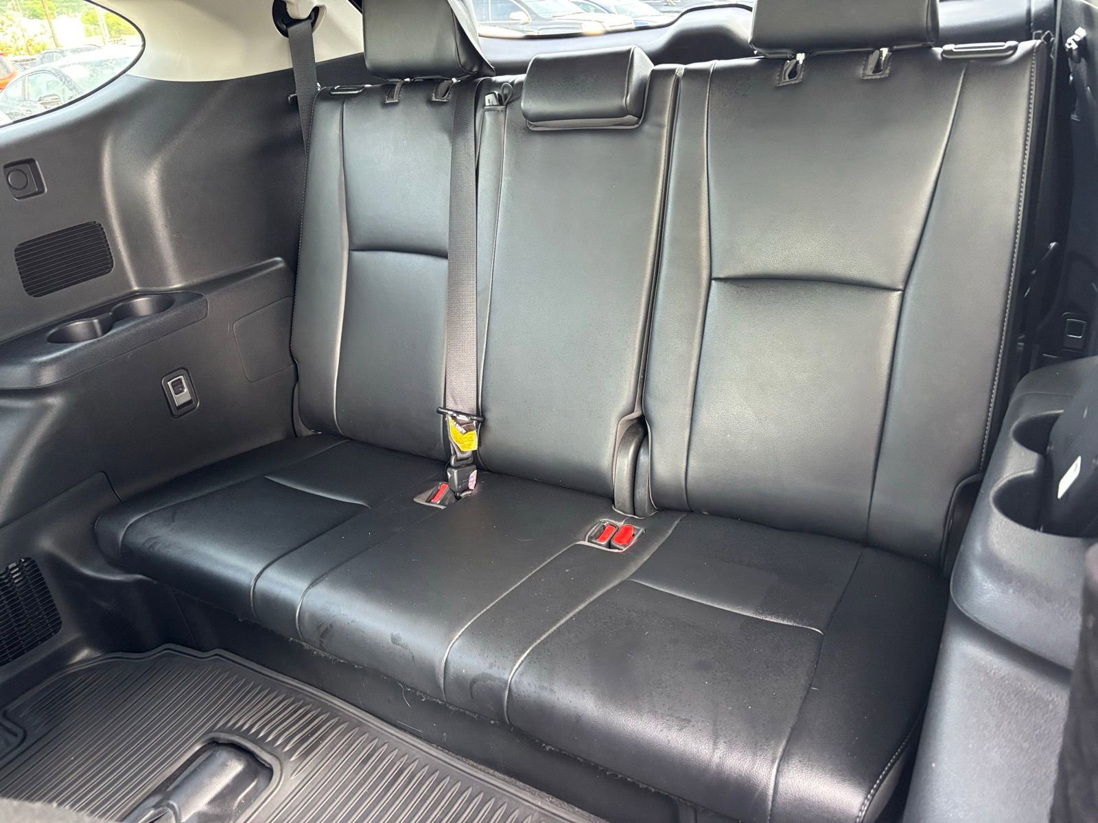 Used 2022 Toyota Highlander Limited FWD image 16