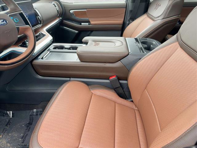 New 2025 Ford Expedition King Ranch image 4