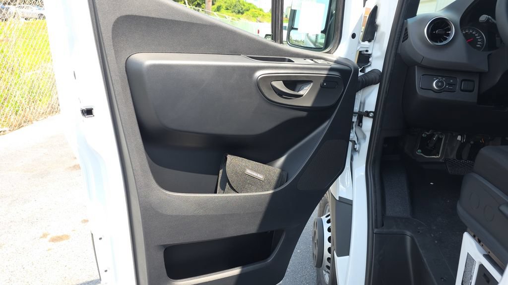 New 2026 Mercedes-Benz Sprinter 4500 image 11