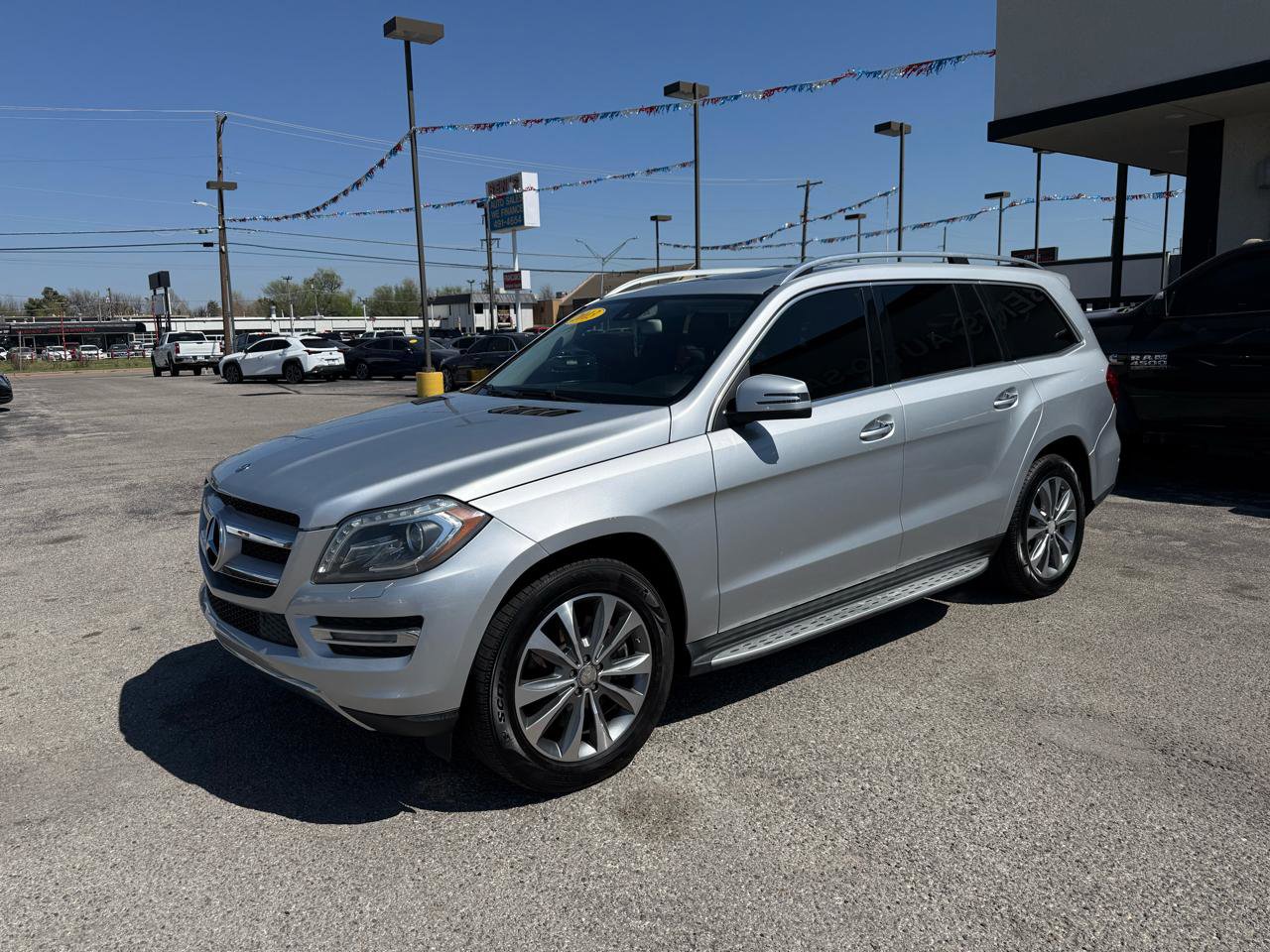 Used 2013 Mercedes-Benz GL 450 4MATIC image 2