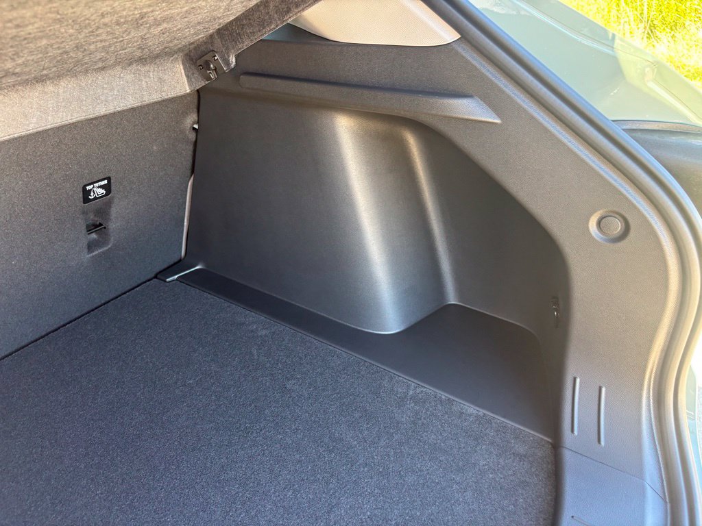 New 2026 Chevrolet Trax ACTIV w/ Sunroof Package FWD image 48