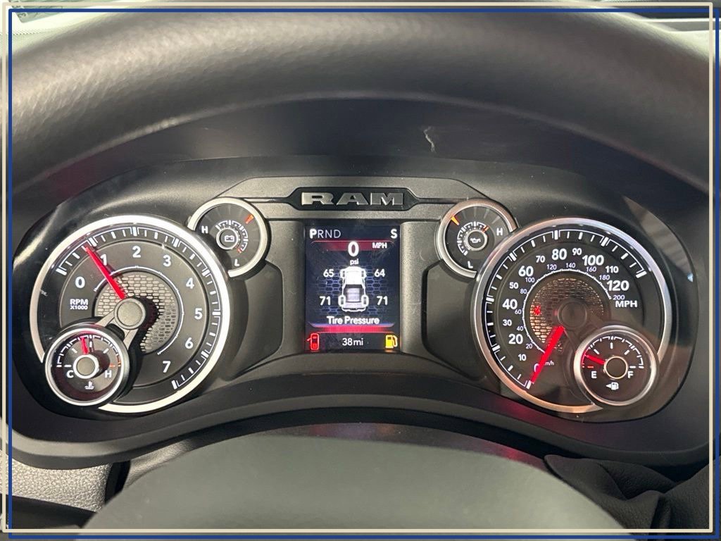 New 2026 RAM 2500 Tradesman AWD/4WD image 16