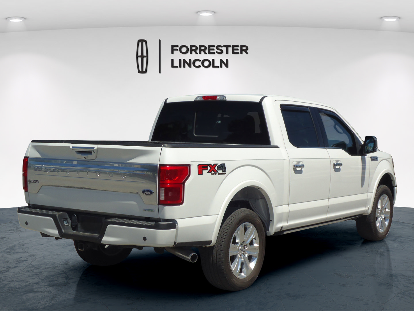 Used 2020 Ford F150 Platinum w/ Equipment Group 701A Luxury AWD/4WD image 3