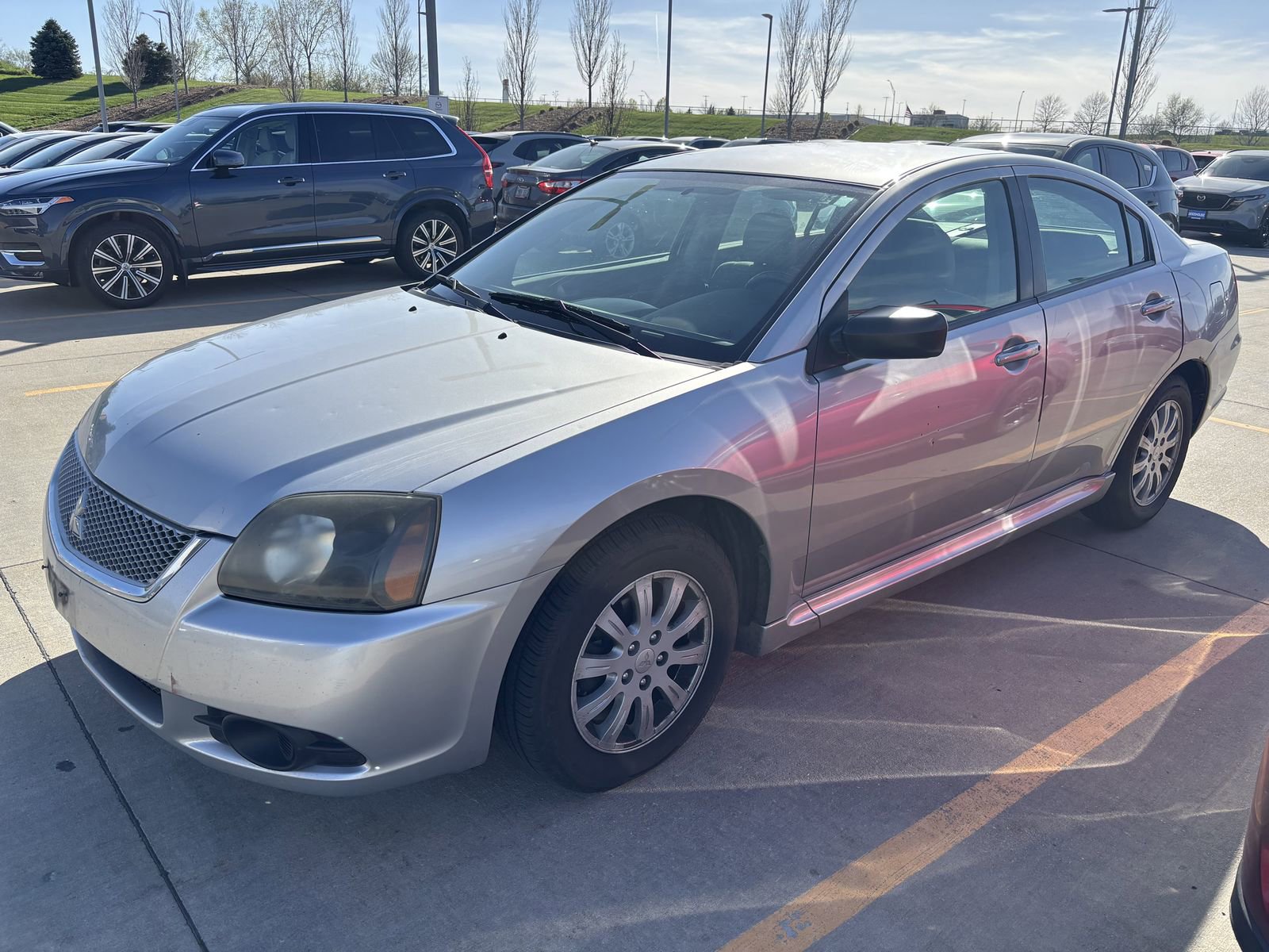 Used 2010 Mitsubishi Galant FWD image 1