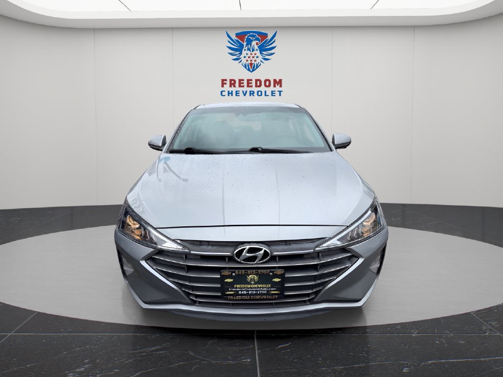 Used 2020 Hyundai Elantra SE FWD image 8