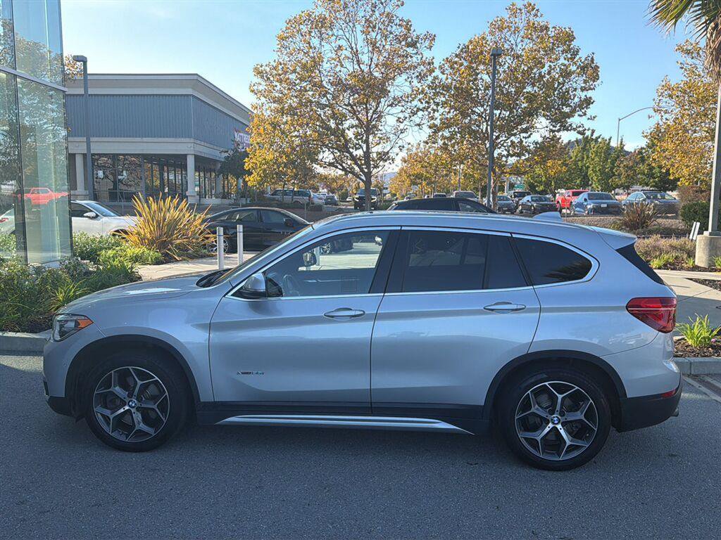 Used 2017 BMW X1 xDrive28i AWD/4WD image 9