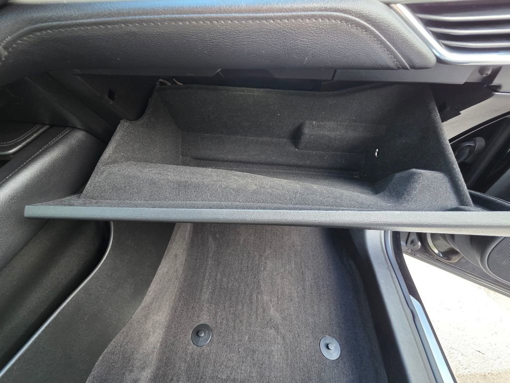 Used 2019 Cadillac XT4 Premium Luxury image 49