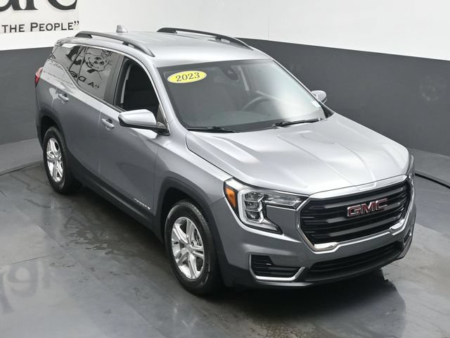Used 2023 GMC Terrain SLE w/ Driver Convenience Package FWD image 39