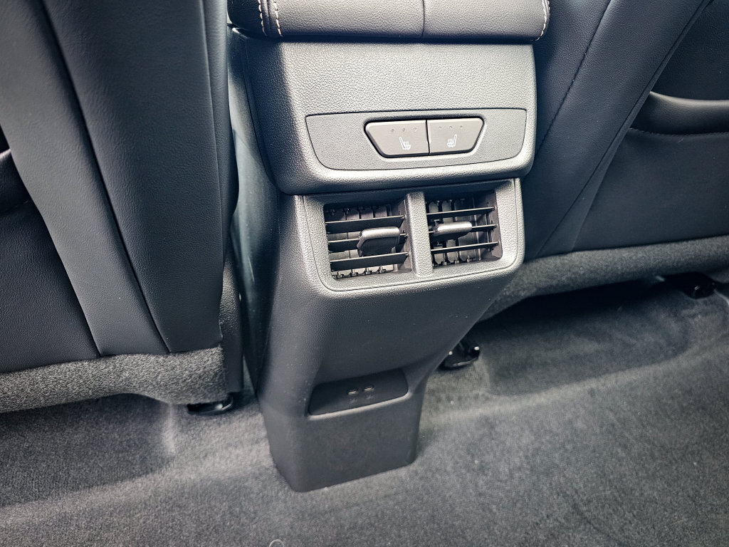 New 2027 GMC Terrain Elevation w/ Elevation Premium Package AWD/4WD image 34