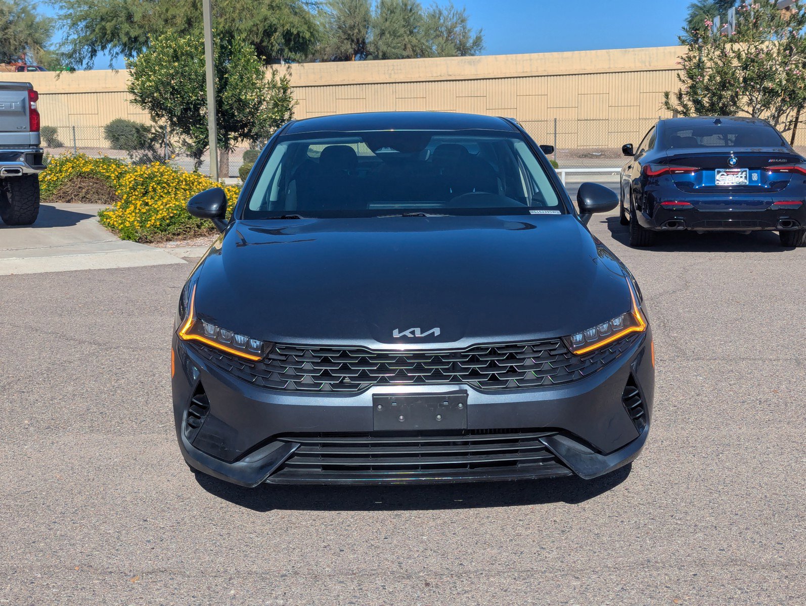 Used 2022 Kia K5 LXS image 9