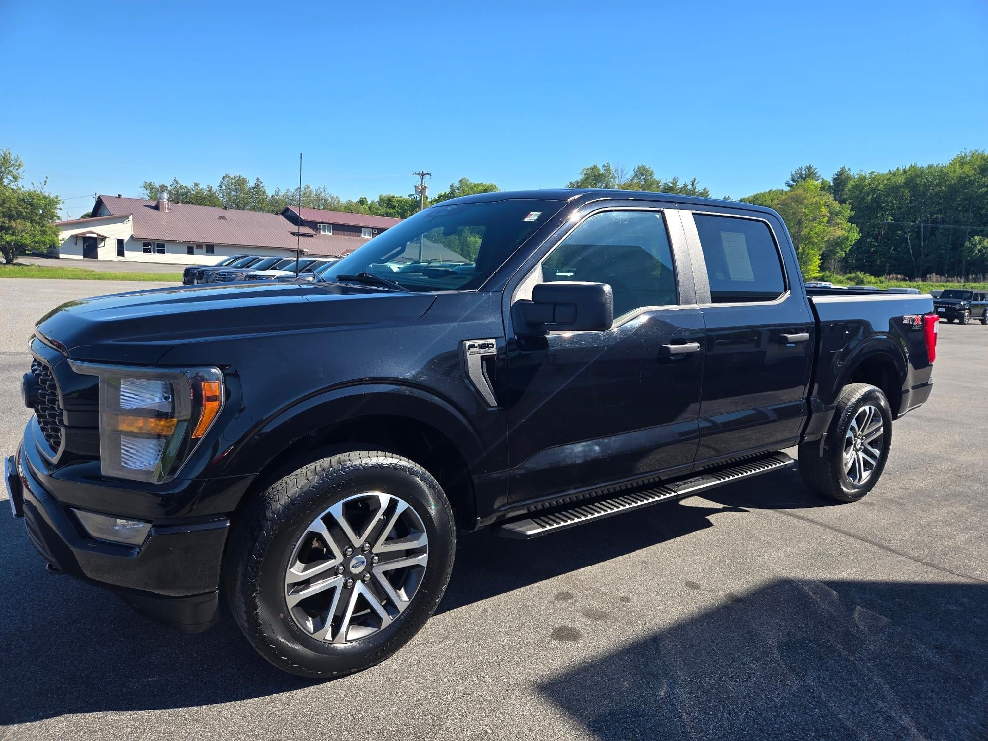 Used 2023 Ford F150 XL w/ STX Appearance Package AWD/4WD image 4