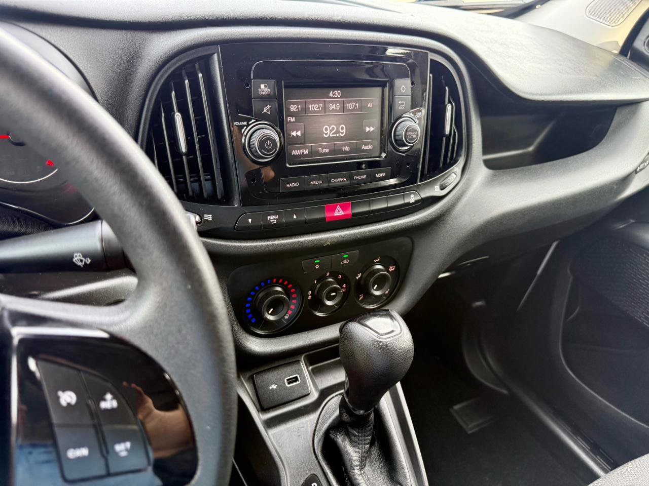 Used 2022 RAM ProMaster City Tradesman FWD image 37