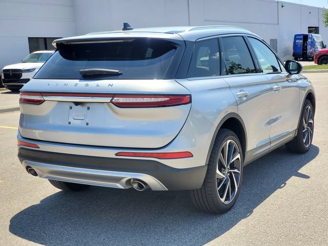 Certified 2023 Lincoln Corsair Reserve FWD image 4