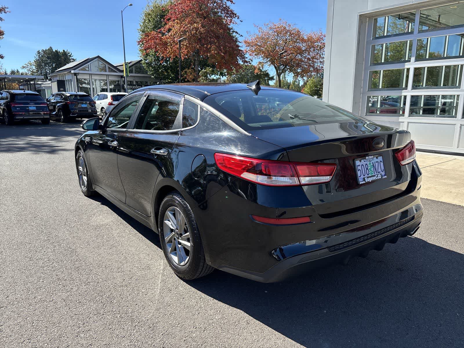 Used 2019 Kia Optima LX FWD image 3