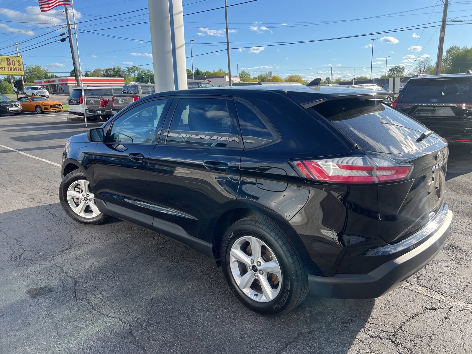 Used 2024 Ford Edge SE AWD/4WD image 11