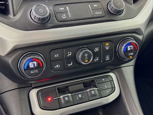 Used 2023 GMC Acadia SLE w/ Driver Convenience Package image 17