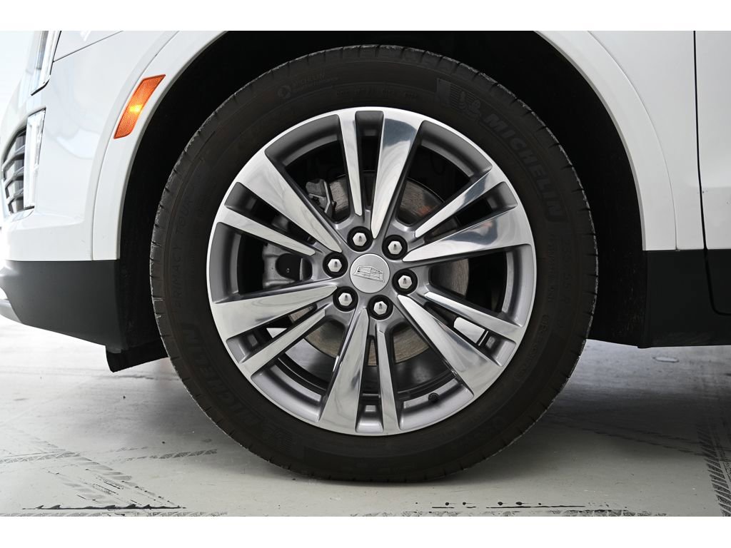 Certified 2025 Cadillac XT5 Premium Luxury image 21