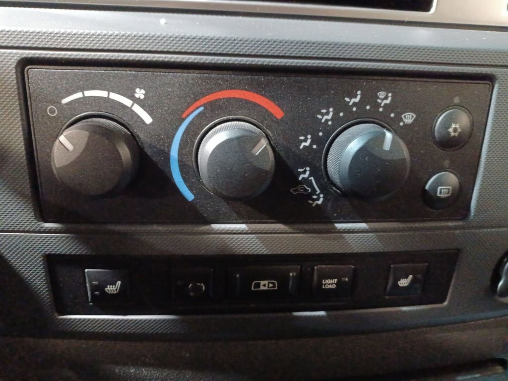 Used 2009 Dodge Ram 2500 Truck SXT image 16