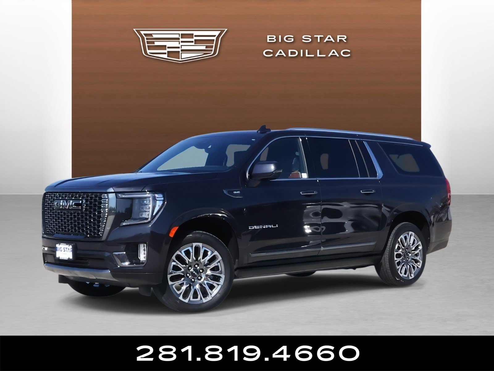 Used 2024 GMC Yukon XL Denali Ultimate AWD/4WD image 1