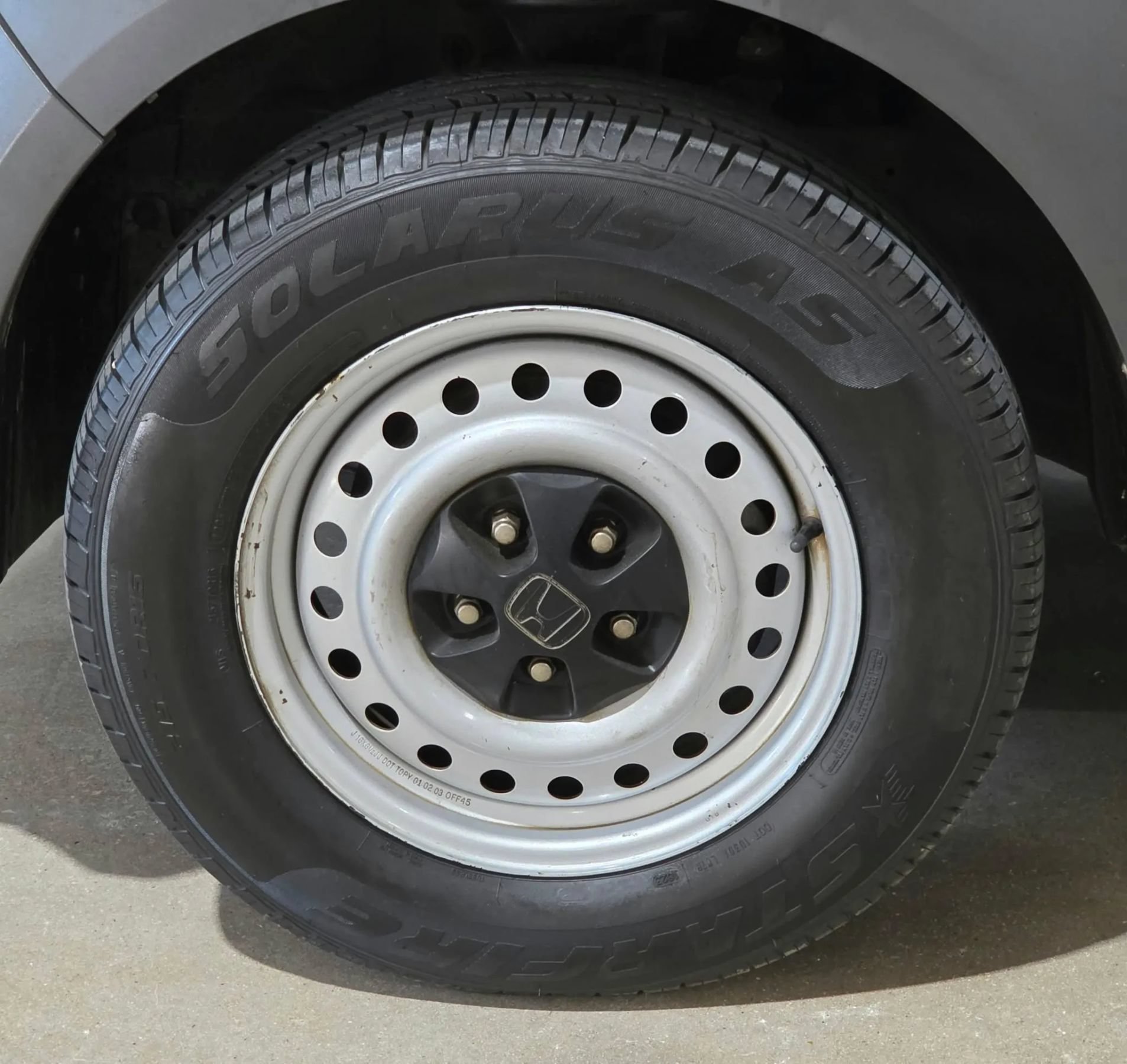 Used 2003 Honda Element DX image 23