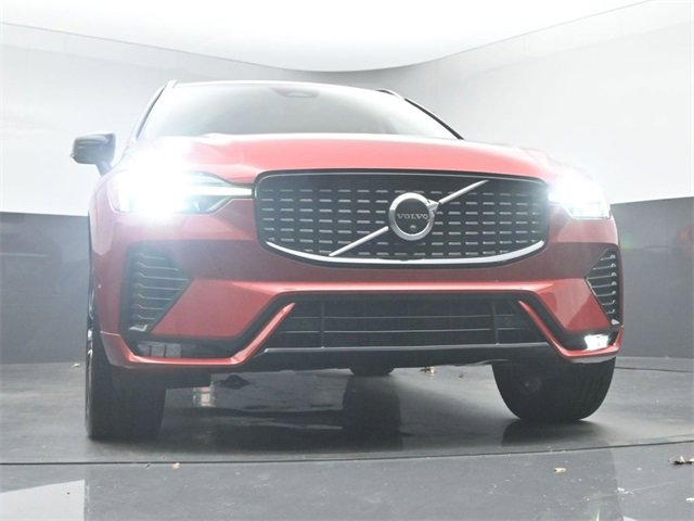 Used 2023 Volvo XC60 B5 Plus w/ Protection Package Premier image 37