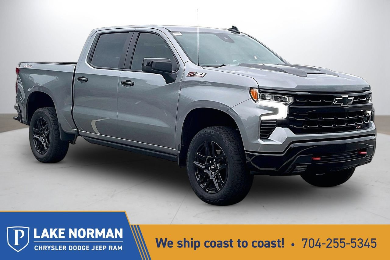 Used 2025 Chevrolet Silverado 1500 LT Trail Boss w/ Convenience Package II AWD/4WD image 1
